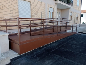 Passerella/Rampa per abbattimento barriere architettoniche